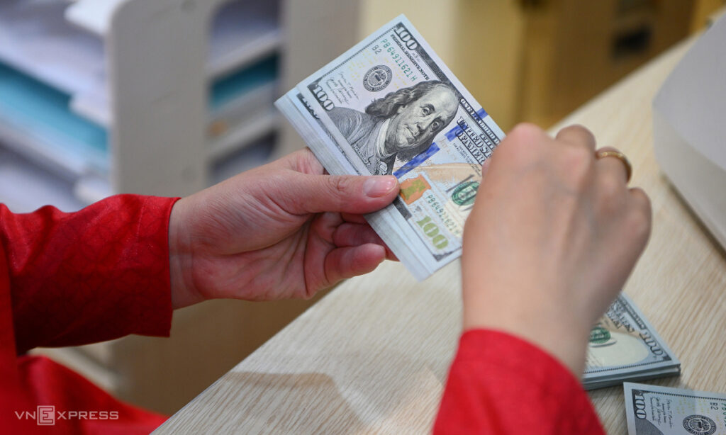 Giới ngân hàng sợ tiền gửi của người dân 'chảy' qua stablecoin