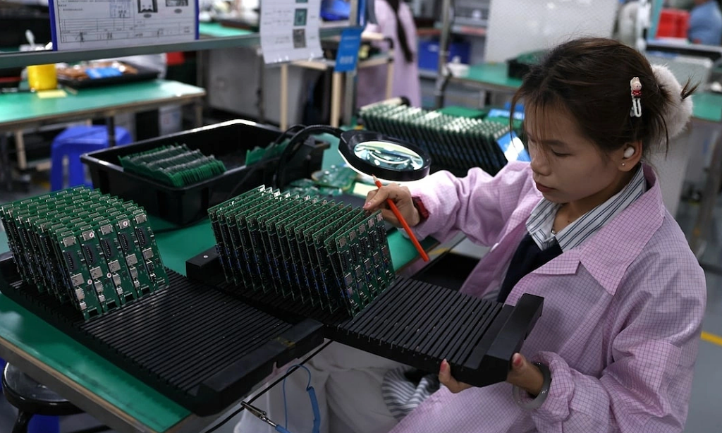 Doanh nghiệp Trung Quốc 'chai lì' với sự đe dọa của Mỹ