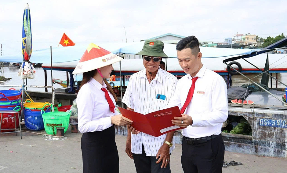 Agribank thúc đẩy giải pháp ngân hàng số khu vực Tây Nam Bộ