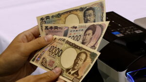 Yen Nhật xuống gần mức thấp nhất 40 năm