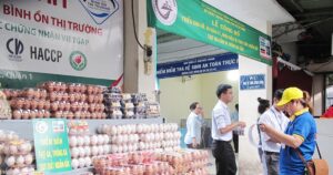 TP.Hồ Chí Minh tăng cường giám sát an toàn thực phẩm ngay từ thị trường