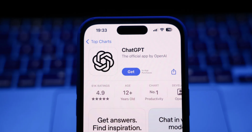 Lần đầu tiên thị phần ChatGPT giảm xuống dưới 50%