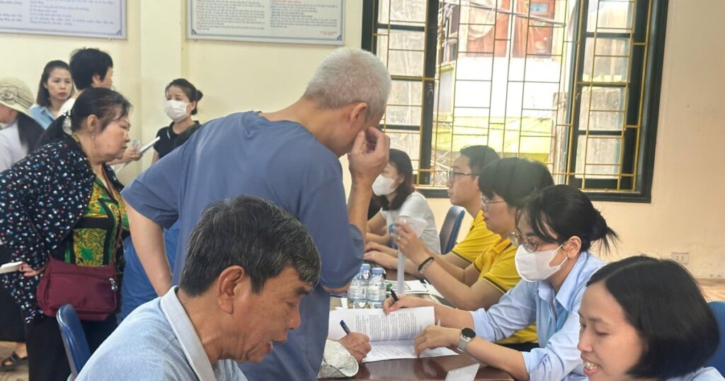 Số người hưởng lương hưu tăng mạnh do nghỉ hưu trước tuổi sau sắp xếp bộ máy