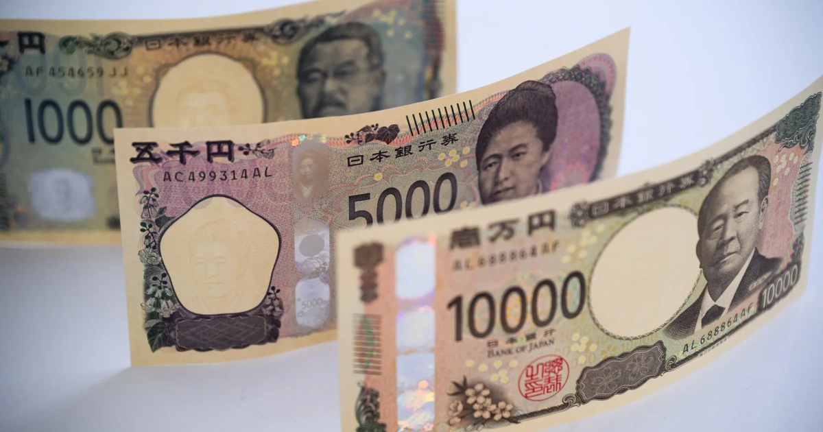 Đồng yên sụt xuống mức thấp nhất 2 năm sau quyết định lãi suất của Fed