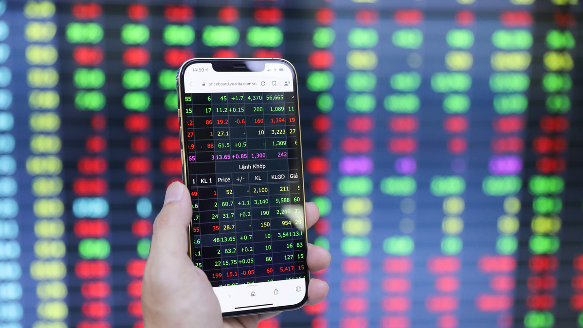 VN-Index tăng hơn 4% trong nửa đầu năm nay