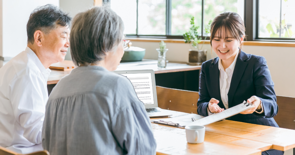 Vì sao nhân sự bất động sản, ngân hàng lâu năm chuyển sang tư vấn bảo hiểm?