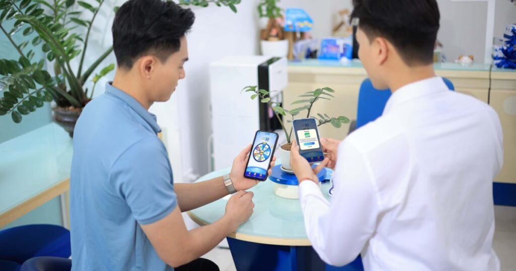 Gắn bó càng lâu, nhận quà càng lớn cùng VinaPhone