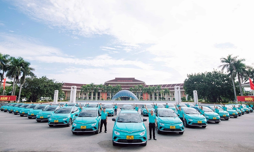 VinFast sẽ cung cấp 1 triệu ôtô cho Green SM trong 4 năm
