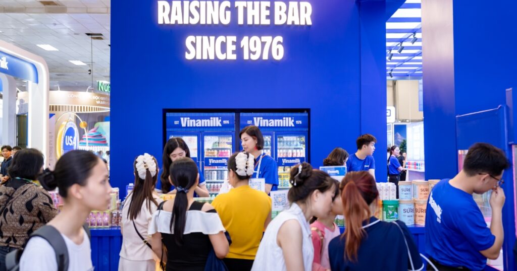 Hành trình “50 năm phụng sự khát vọng Việt” được Vinamilk kể lại tại triển lãm chuyên ngành sữa 2026
