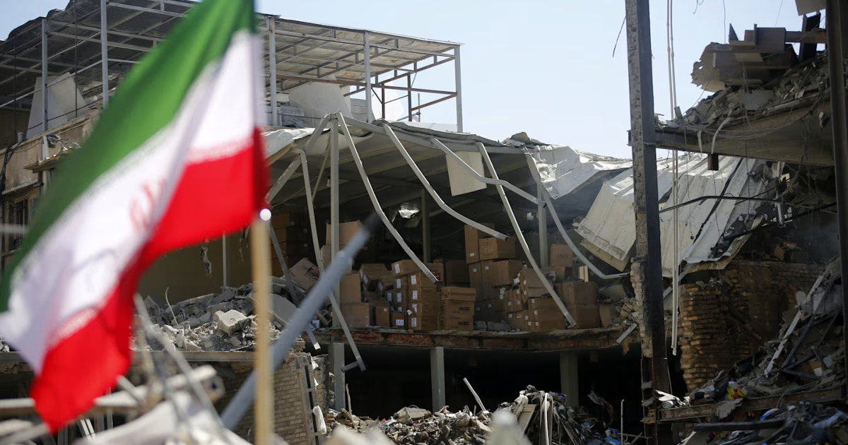 Finacial Times: Mỹ cân nhắc cho phép thành lập quỹ đầu tư 300 tỷ USD để tái thiết Iran
