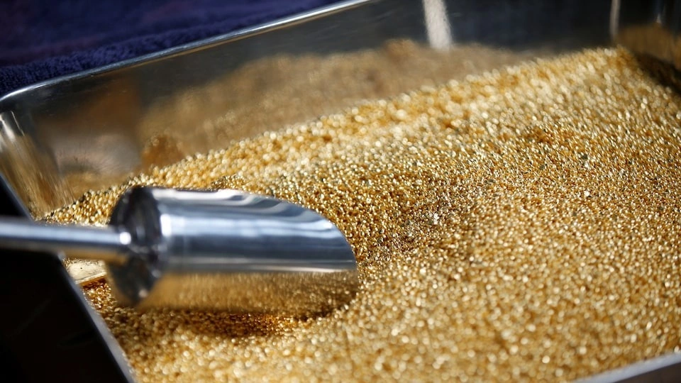 Giá vàng thế giới chưa dứt đà giảm