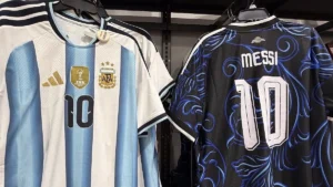 Adidas bỏ xa các đối thủ trong cuộc đua bán áo đấu World Cup 2026