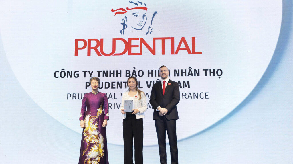 Prudential vào Top 50 doanh nghiệp phát triển bền vững 2026