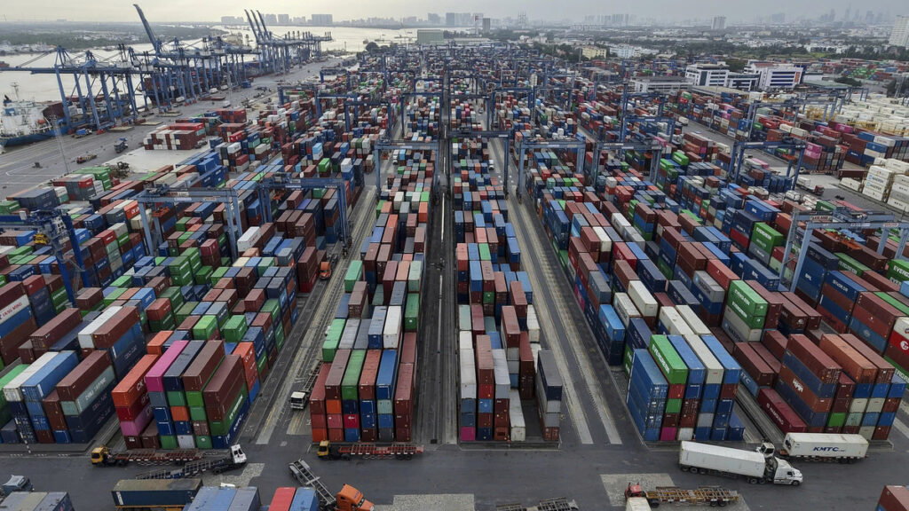 UOB: Niềm tin kinh doanh tại Việt Nam phục hồi mạnh