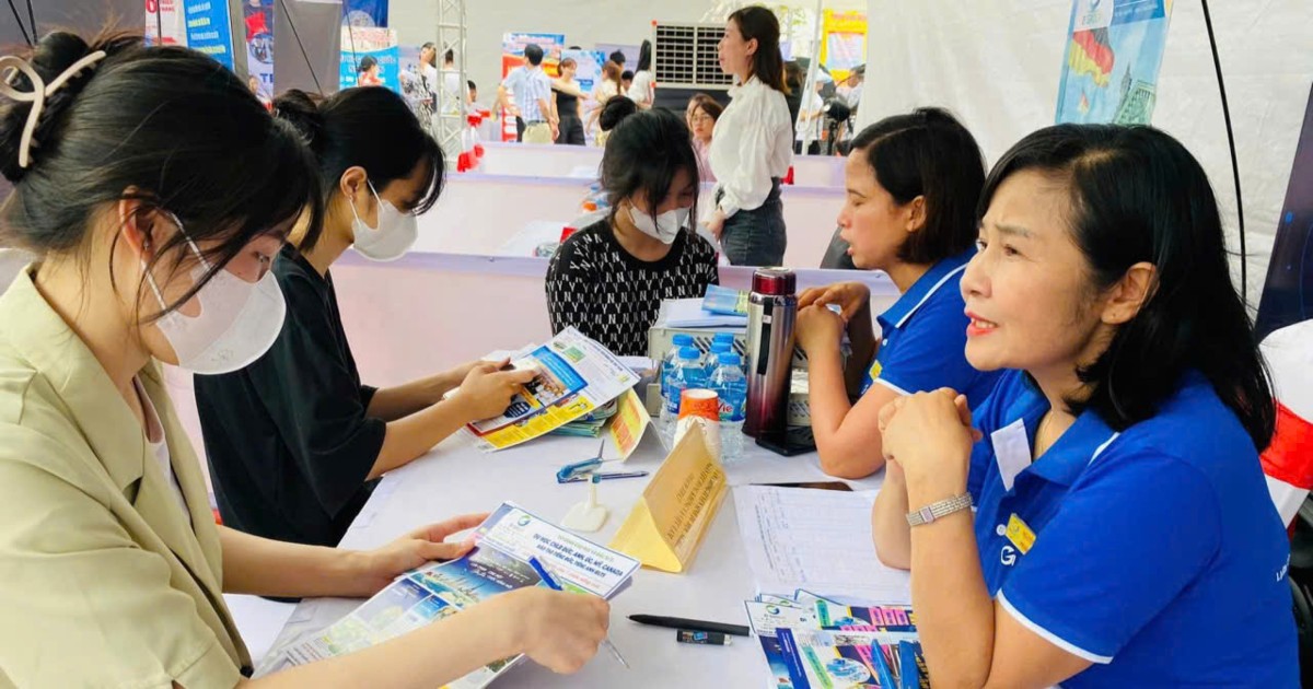 Nhân sự ngành kế toán, kiểm toán vẫn "đắt giá" giữa thời AI