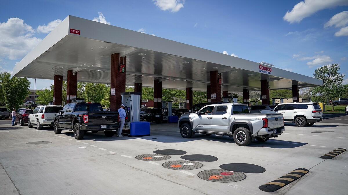 Vì sao Costco bán xăng giá rẻ tại Mỹ