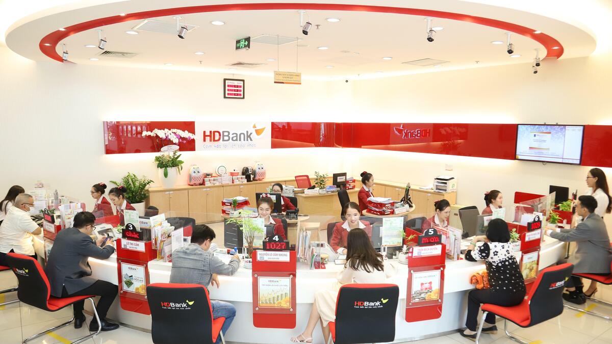 Fitch Ratings lần đầu xếp hạng HDBank ở mức BB-
