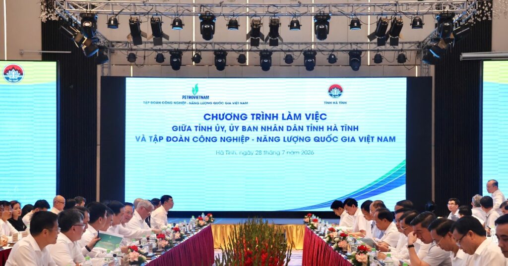 Hà Tĩnh thúc đẩy Trung tâm Công nghiệp - Năng lượng sinh thái Vũng Áng, quy mô hàng chục tỷ USD