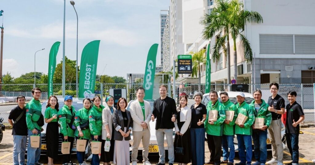 EBOOST nhận đầu tư chiến lược từ Grab, thúc đẩy mở rộng mạng lưới trạm sạc xe điện tại Việt Nam