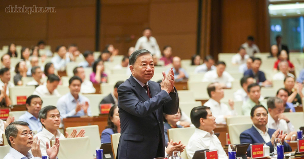 Hội nghị toàn quốc quán triệt và triển khai thực hiện Nghị quyết Hội nghị lần thứ ba Ban Chấp hành Trung ương Đảng khóa XIV