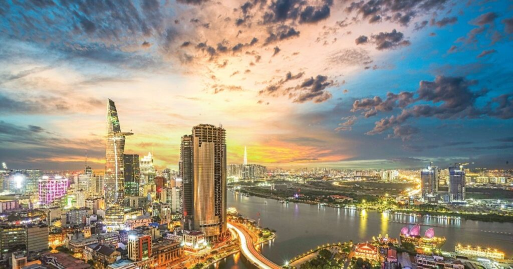 TP. Hồ Chí Minh: Tăng trưởng GRDP 6 tháng đầu năm 2026 đạt 8,55%, cao nhất trong 10 năm