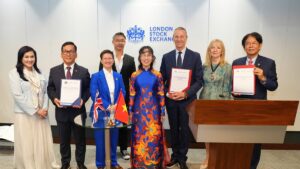 HDBank ký hợp tác Sở giao dịch chứng khoán London, Dragon Capital