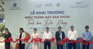 Trưng bày sản phẩm “Tinh hoa Đà Nẵng” tại Cảng Hàng không Quốc tế Đà Nẵng