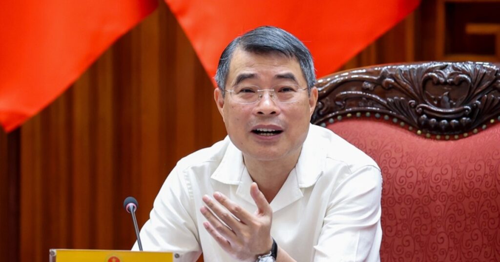 Thủ tướng Lê Minh Hưng: Bộ trưởng trực tiếp chịu trách nhiệm đến cùng về dữ liệu
