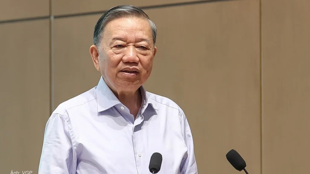 Tổng Bí thư, Chủ tịch nước: Tháo gỡ ngay điểm nghẽn để tăng trưởng ít nhất 10%