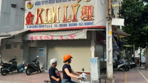 Ba thương hiệu kim cương lớn đồng loạt đóng cửa
